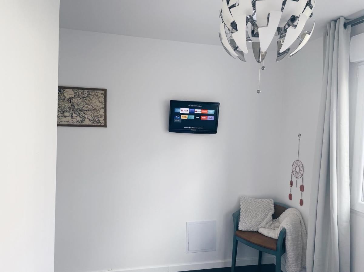 אמיינס New: Appartement Tout Confort + Parking Gratuit מראה חיצוני תמונה