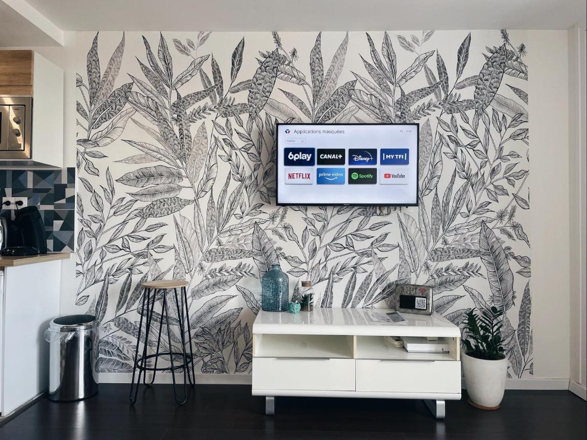 אמיינס New: Appartement Tout Confort + Parking Gratuit מראה חיצוני תמונה